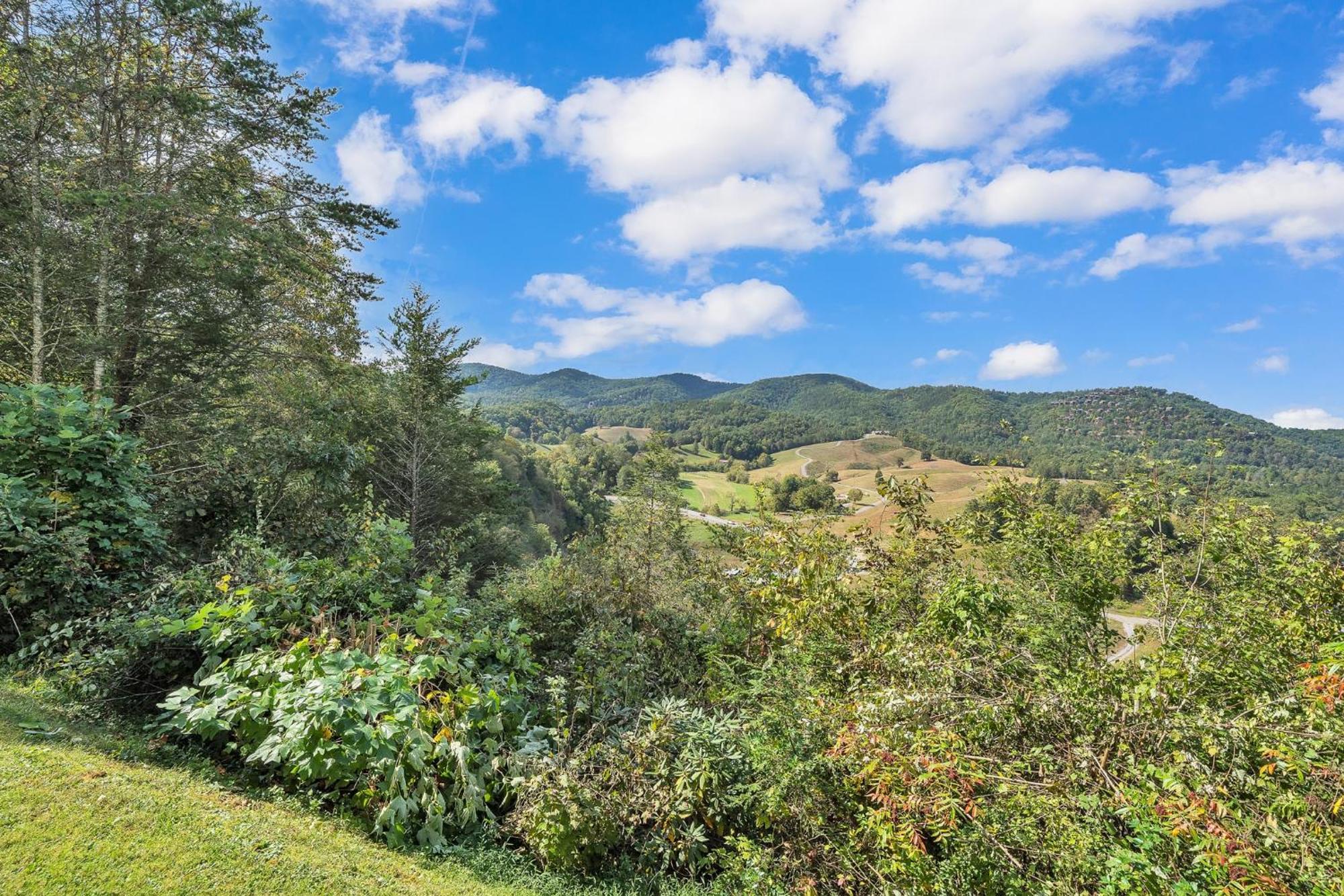 Apartamento Mountain Views At Dolly'S Castle Unit 2 Sevierville Exterior foto